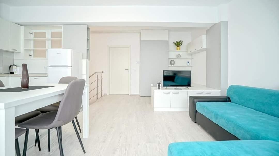 Apartamento Giorgia And Ary Braşov Exterior foto
